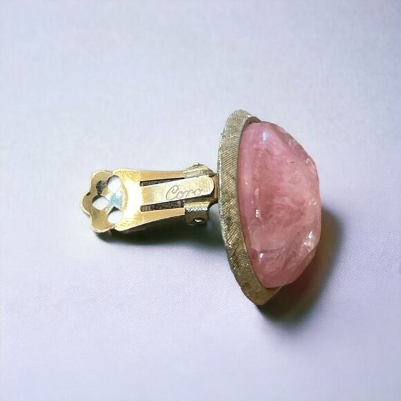 Vintage Coro 40s 50s Pink Large Round Earrings Faux Stone Gold Look Trim Clip On - Picture 3 of 4